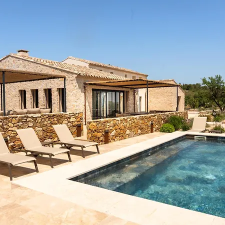 Chateau La Negly פלורי