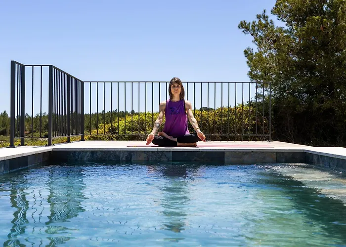 Château La Négly Villa *